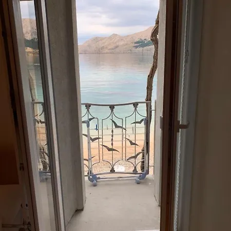 Hemingway On The Sea Apartment Baska (Krk)